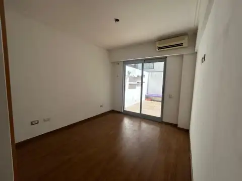 Corrientes 1500 , Piso 0