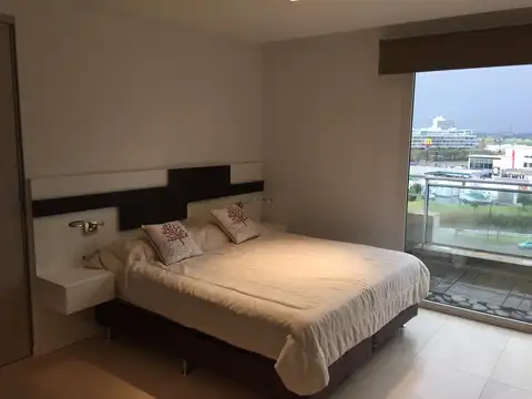 Av del Puerto al 200