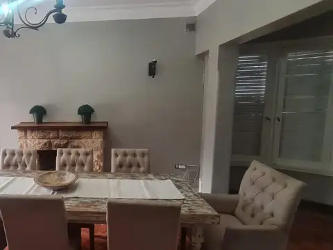 Chalet 4 Ambientes en Venta - Castelar Sur