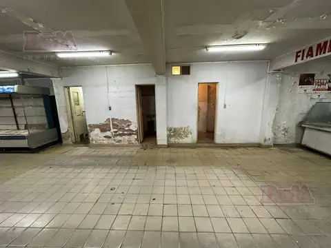 Local en Venta 40 años