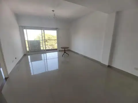 Departamento en alquiler - 3 Dormitorios 2 Baños - Saavedra