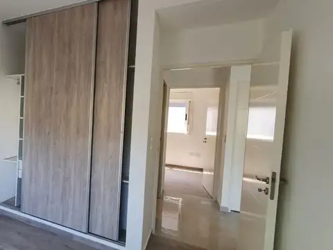 Departamento en Monte Castro