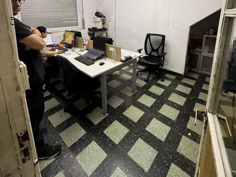 Depósito en Nueva Pompeya