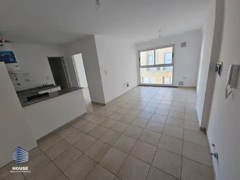 Departamento en Alquiler en Guemes, $ 450.000