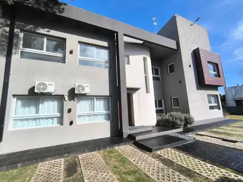 113 entre 44 y 46 900