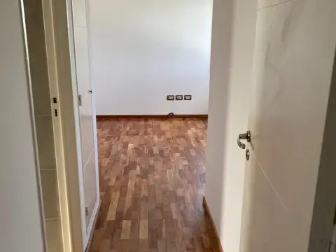 Departamento en Alquiler de 5 ambientes
