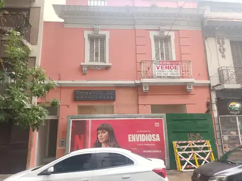 VENTA DE LOCAL EN SUCRE  2733 Y MOLDES BELGRANO