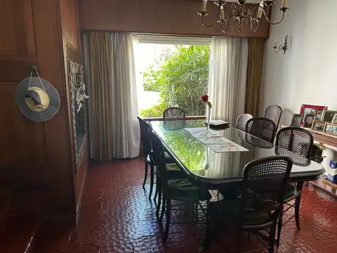 Casa en Venta en Bernal, USD 300.000