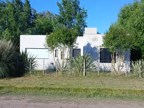 Venta 3 amb cañuelas  parque/pileta finan/ prop