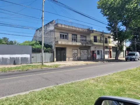 Intendente Tomkinson 1400