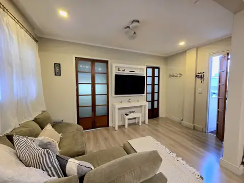 Depto Tipo Casa en Venta 45 años