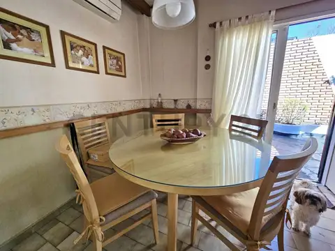 Venta Casa Castelar Norte 4 Ambientes - Apto crédito hipotecario
