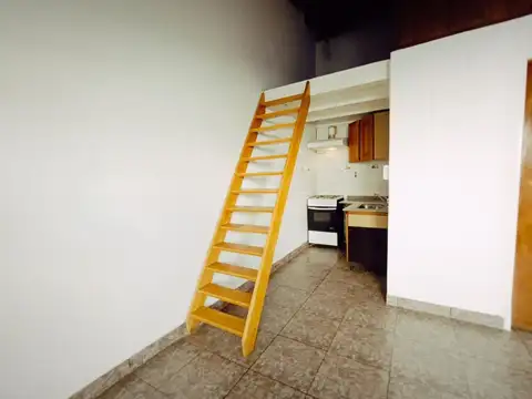 Depto Tipo Casa en Venta de 2 ambientes