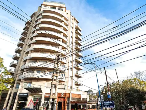 Amplio Departamento de 3 ambientes de Categoria en VENTA - APTO CREDITO HIPOTECARIO