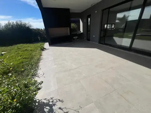 Casa Chalet  en Venta en El Trébol, Haras Santa Maria, Escobar