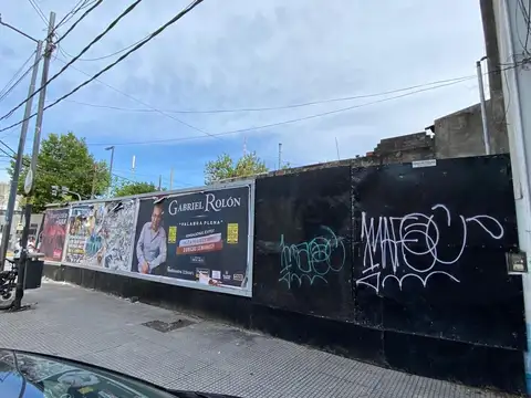 Av Regimiento Patricios 1300