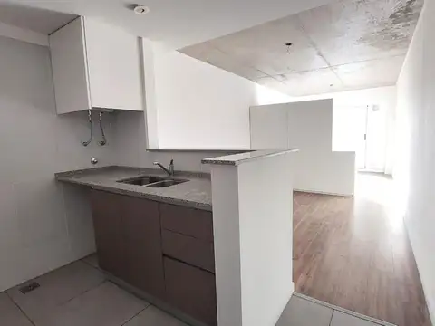 Ovidio Lagos entre san lorenzo y urquiza