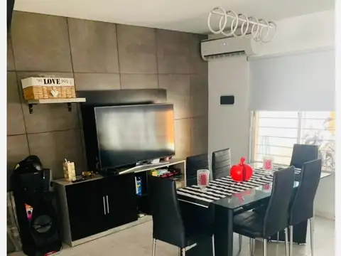 Depto Tipo Casa en Venta de 3 dormitorios