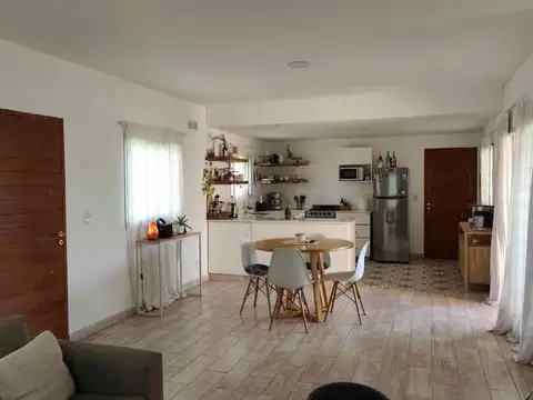 CASA QUINTA CON PILETA LUJAN TORRES BARRIO NUEVO