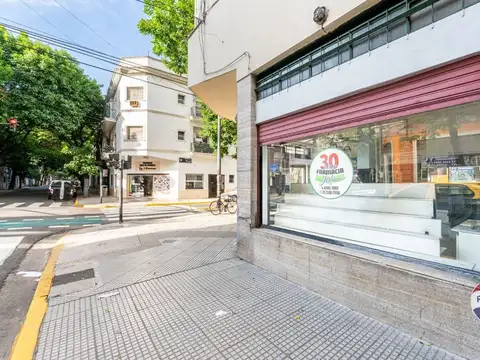 Local en Venta 48 años