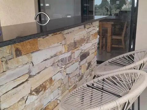 Casa en Alquiler de 3 dormitorios