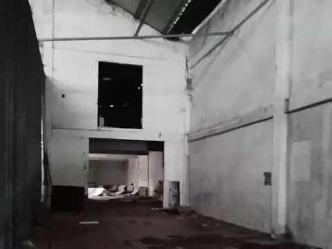 Galpon en Venta 25,38  mts Frente