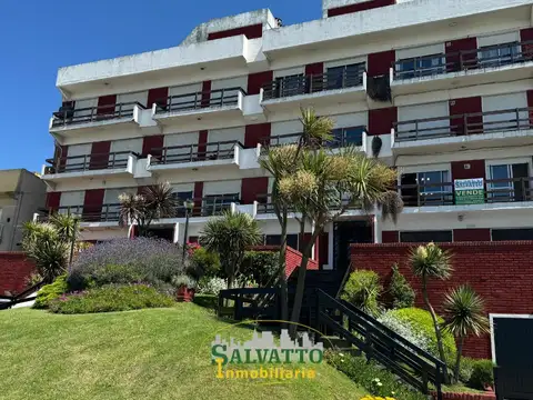 DEPARTAMENTO DE 2 AMBIENTES EN PUNTA MOGOTES CON VISTA A LA CALLE!