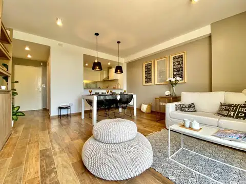 Avenida 38 entre 10 y 11 700