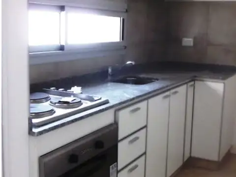 Aristóbulo del valle 551