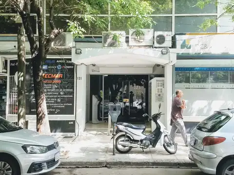 Vicente Fidel López 121 N°6