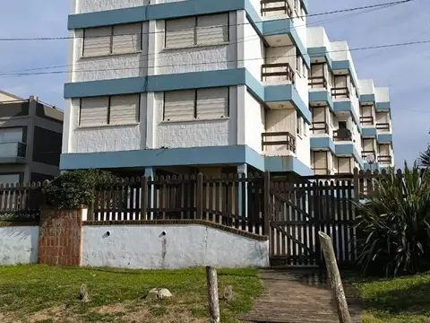 Departamento de 2 amb c/cochera - Zona Centro - Villa Gesell