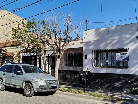 Casa con depto independiente en Villa María – Oportunidad