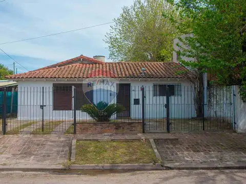 VENTA CASA 4 AMB EN PILAR APTO CREDITO