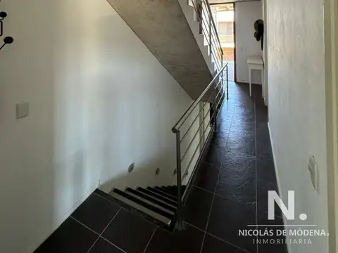 DUPLEX DE TRES PLANTAS CON VISTA AL MAR EN MONTOYA