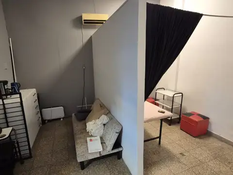 Local en Venta Via Púb.