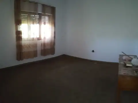 Casa en Venta en Moron Sur, USD 68.000