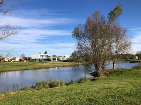 Terreno en Venta en El Cazal, USD 82.400