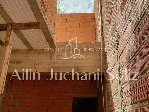 Duplex y Casa a TERMINAR - OPORTUNIDAD INVERSION