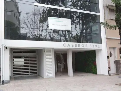 Caseros Av. al 3300