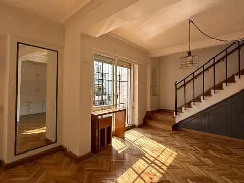 VENTA - Excelente Duplex con balcón y terraza