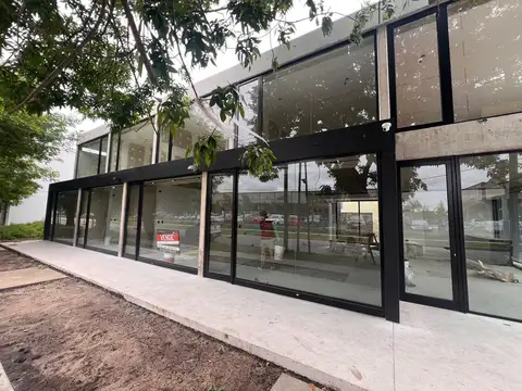 LOCAL en VENTA a estrenar - 485(MITRE) e/ 137 y 138 -JOAQUIN GORINA - LA PLATA