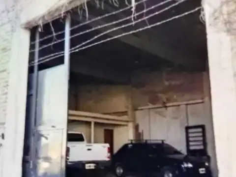 Casa 5 ambientes con 1 baño