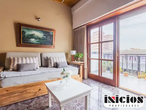 Hipolito Yrigoyen 100