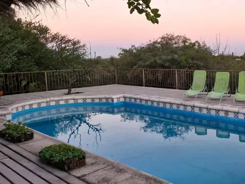 Casa 5 ambientes con 3 baños