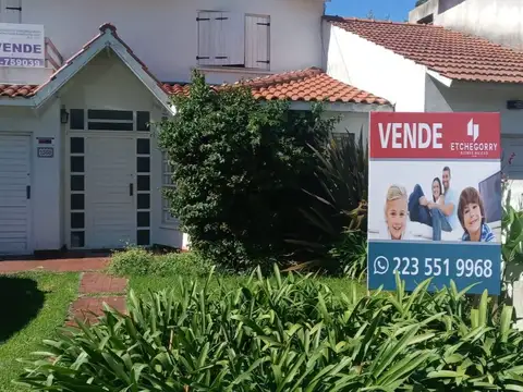 Casa en Calazanz 1500 de cuatro ambientes con jardin