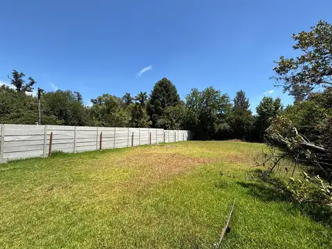 LOTE EN VENTA EN ROBLES DEL MONARCA, PILAR