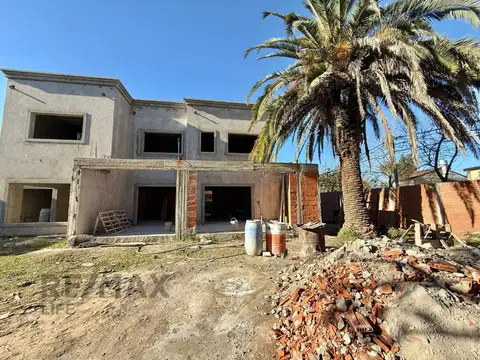 Florentino Ameghino 600