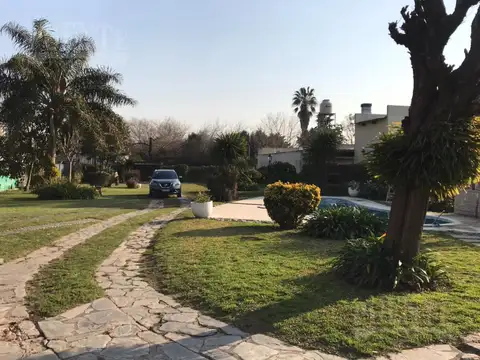 Quinta en Venta en Monte Grande, USD 199.999