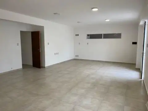 VENTA LOCAL COMERCIAL - ZONA CENTRO