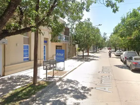 VENTA LOCAL COMERCIAL - ZONA CENTRO